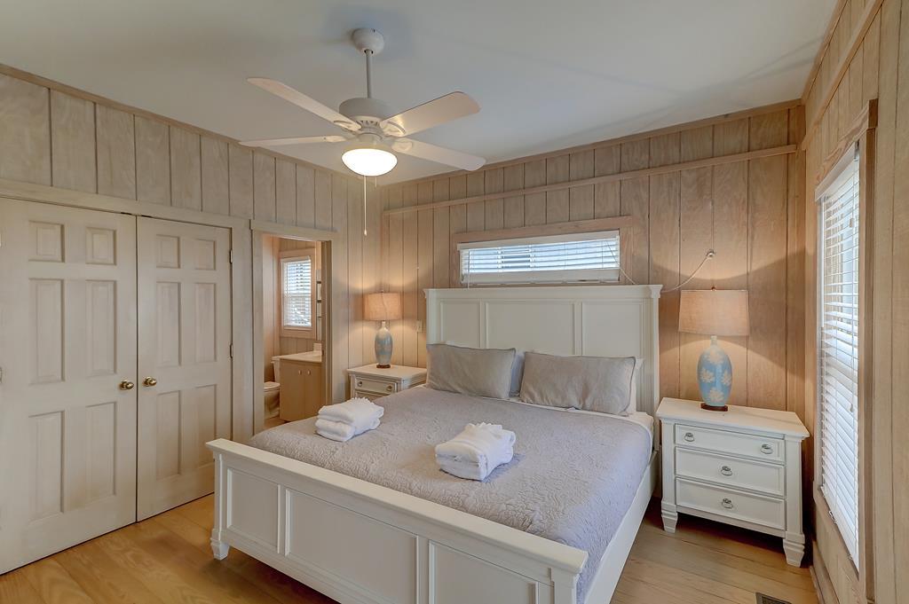 1027 West Ashley Home - thumb 3