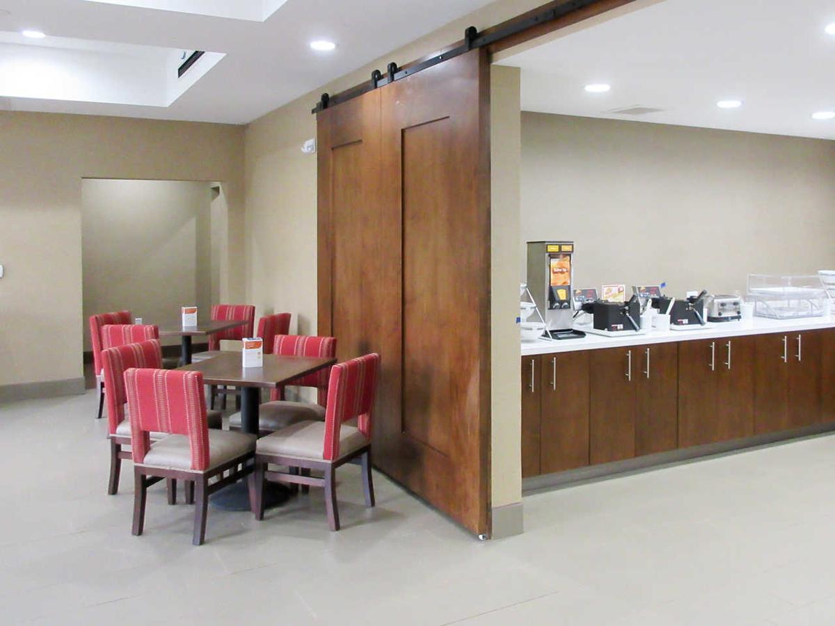 Comfort Suites Greenville South - thumb 30