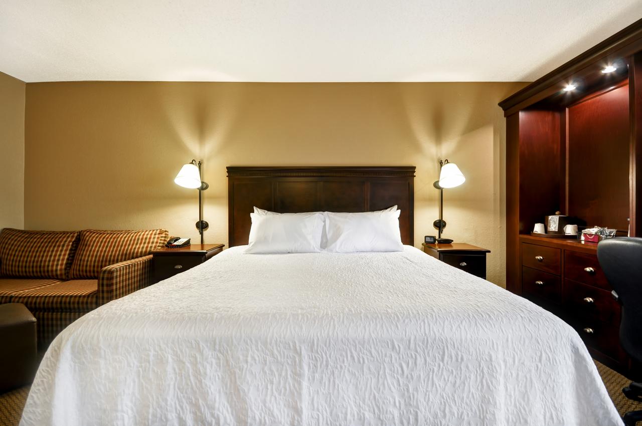 Hampton Inn Patriots Point - thumb 5