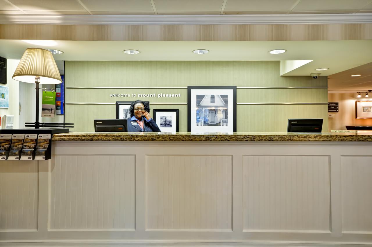 Hampton Inn Patriots Point - thumb 19