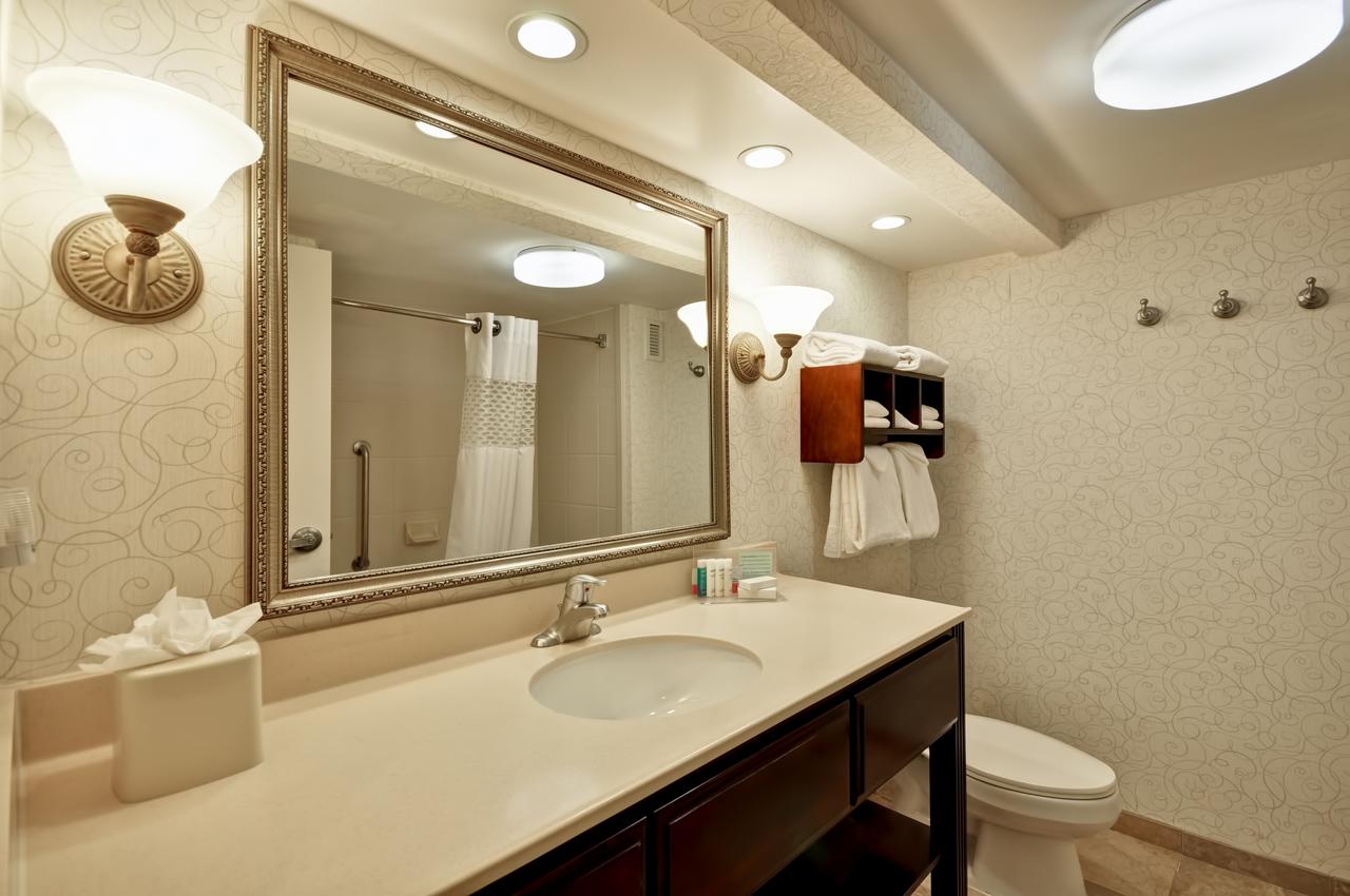 Hampton Inn Patriots Point - thumb 39