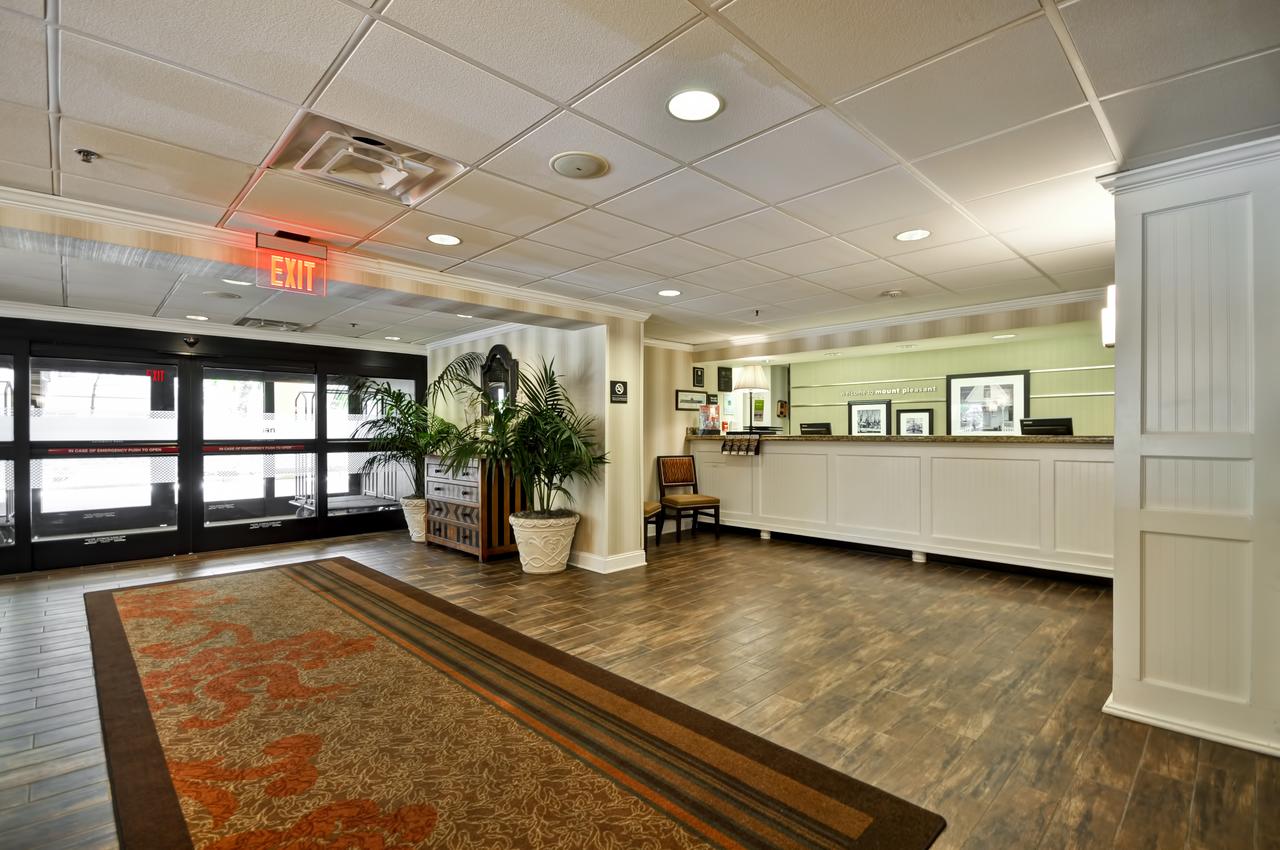 Hampton Inn Patriots Point - thumb 25