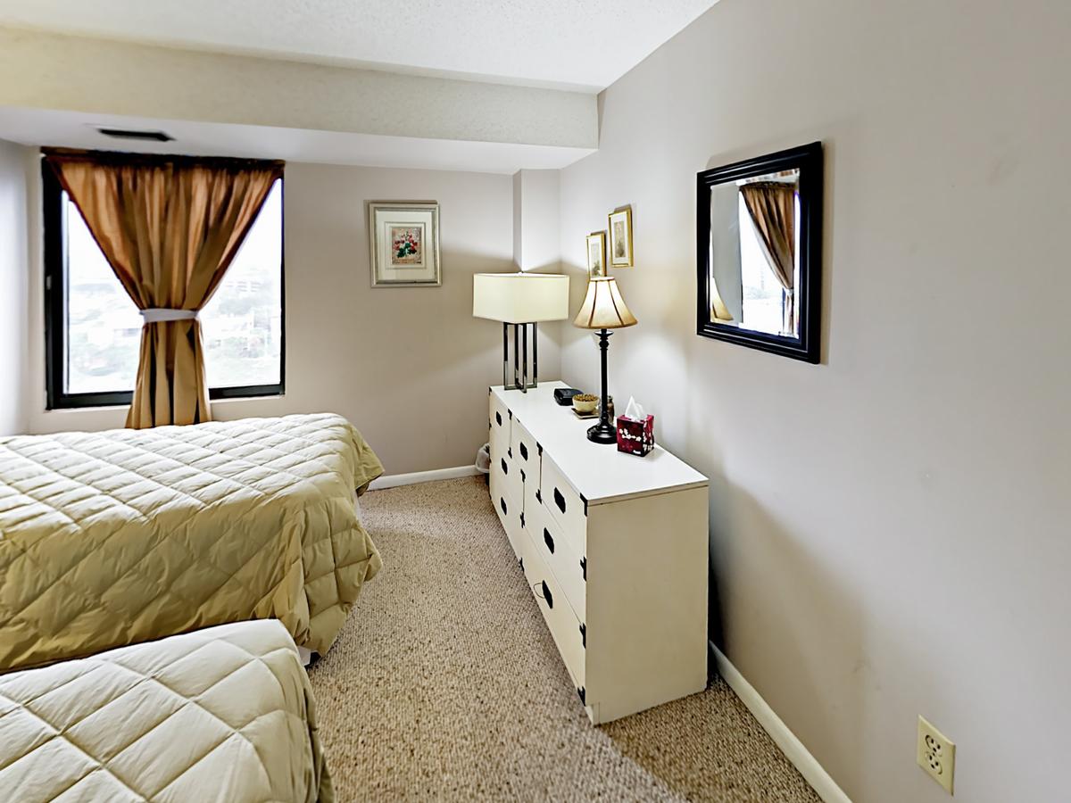 20Th Avenue North Condo #1004 Condo - thumb 5