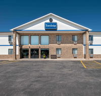 Travelodge by Wyndham Spearfish - Accommodation Rooms