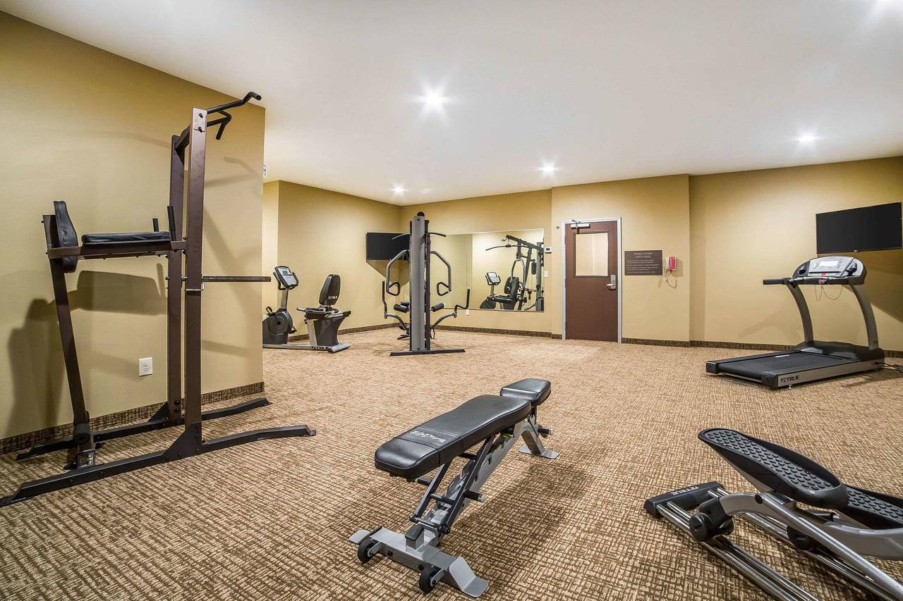 Comfort Inn & Suites Near Mt. Rushmore - thumb 24