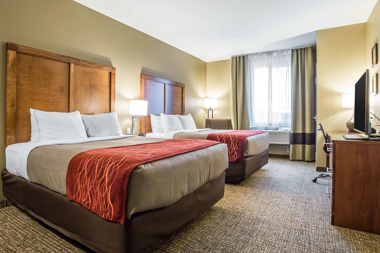 Comfort Inn & Suites Near Mt. Rushmore - thumb 12