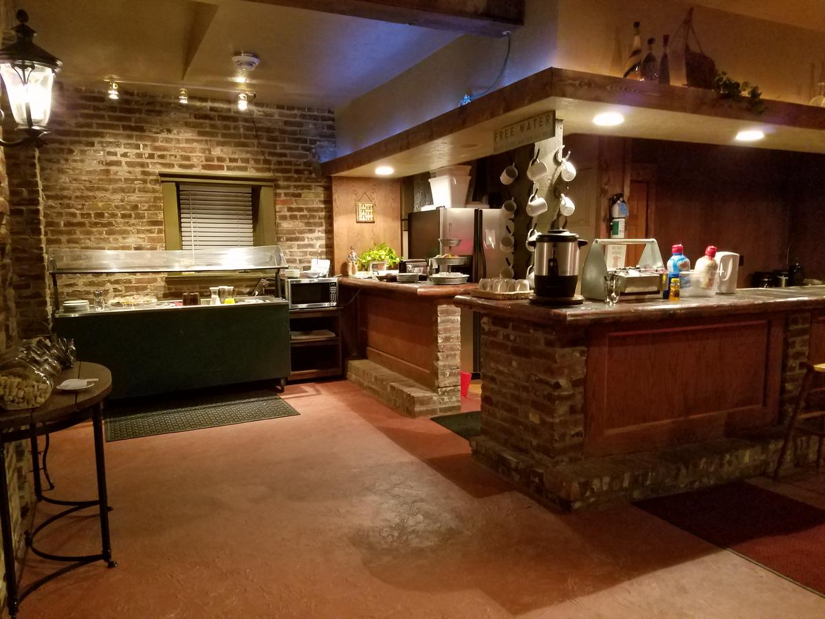 Dakota Spur Hotel - thumb 13