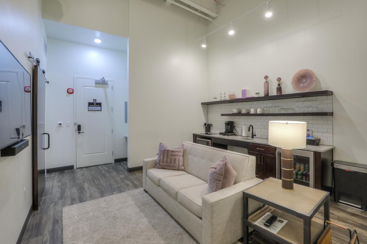 Studio 154 Luxury Hotel - thumb 26