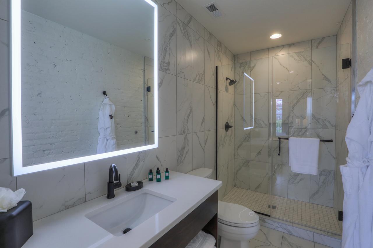 Studio 154 Luxury Hotel - thumb 12