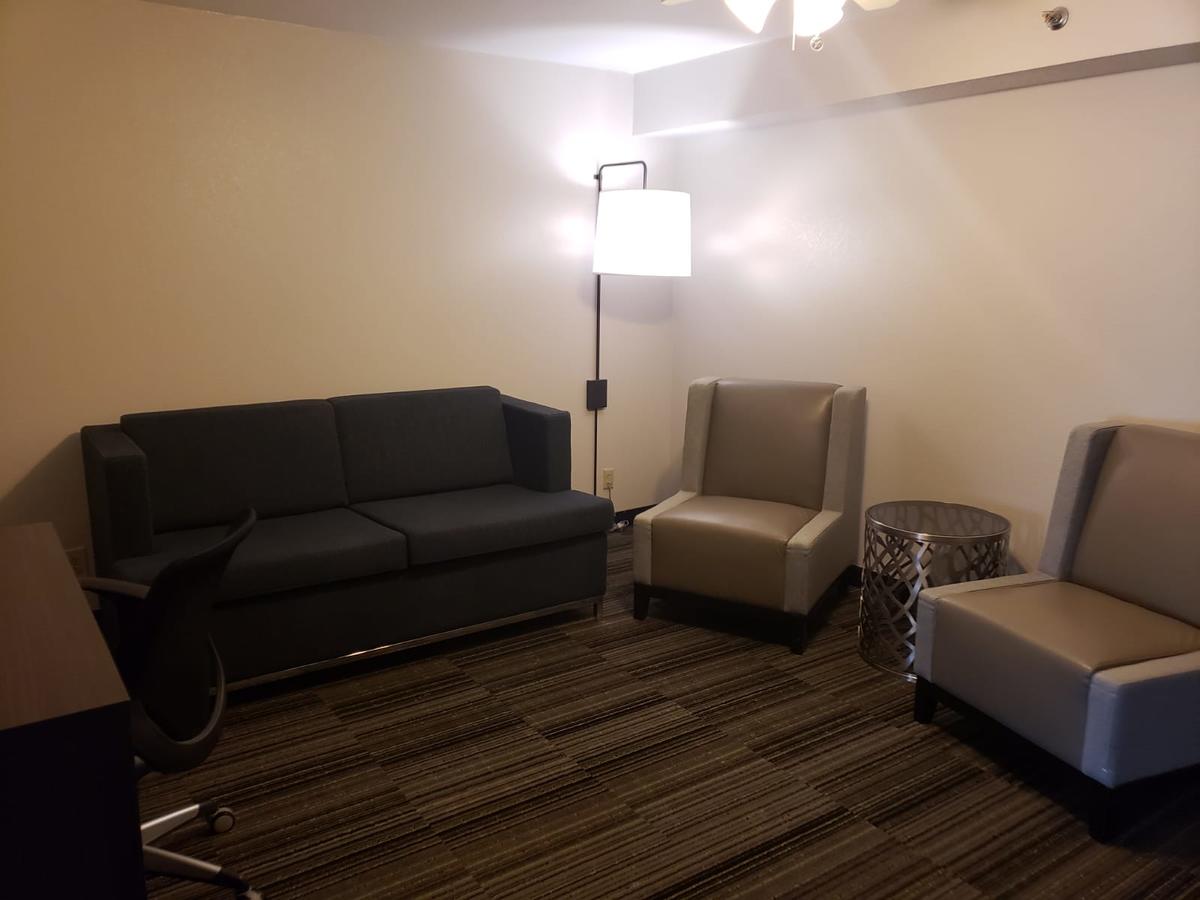 Alexis Inn And Suites Hotel - thumb 14