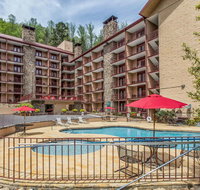 Quality Inn  Suites Gatlinburg - Accommodation Rooms