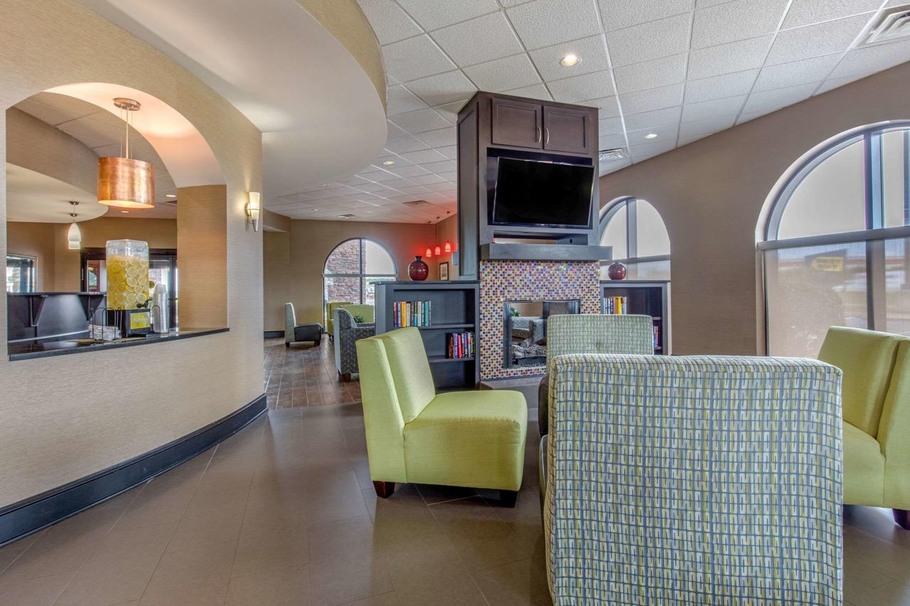 Comfort Suites Jackson I-40 - thumb 27