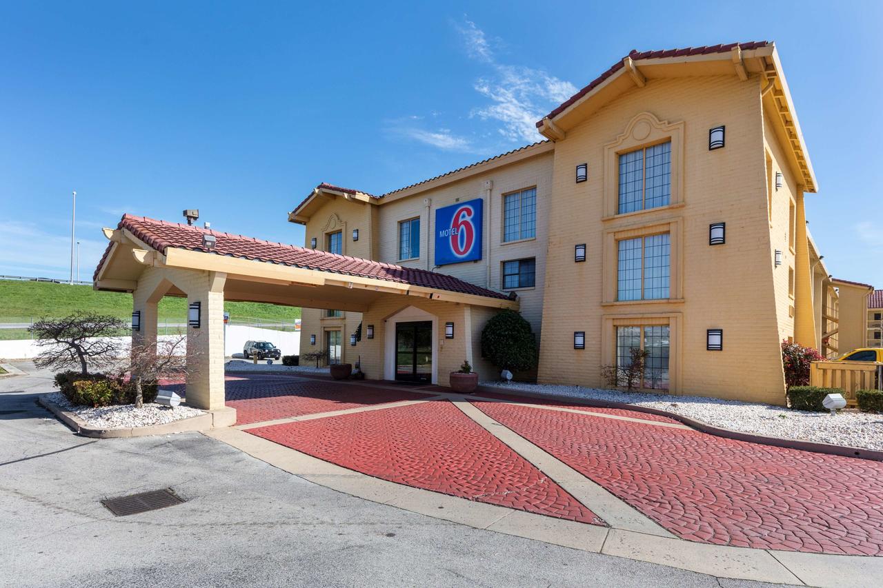 Motel 6 Knoxville