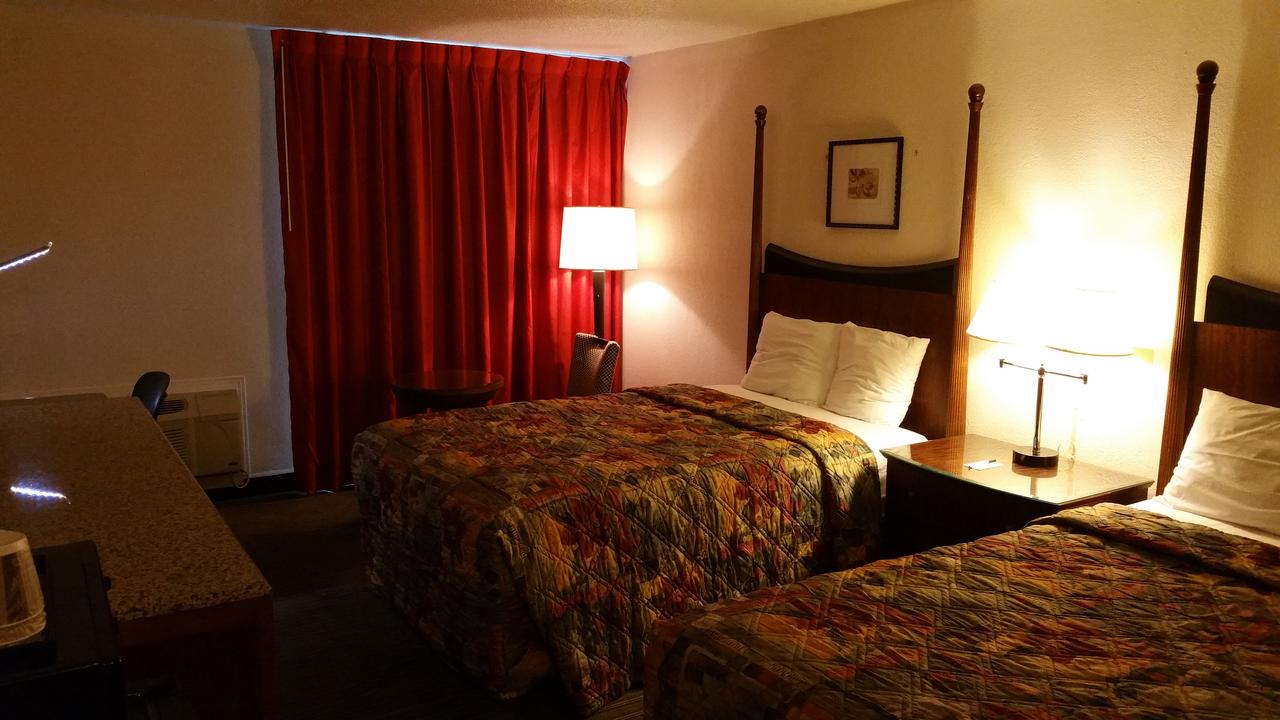 Jackson Hotel & Convention Center - thumb 9