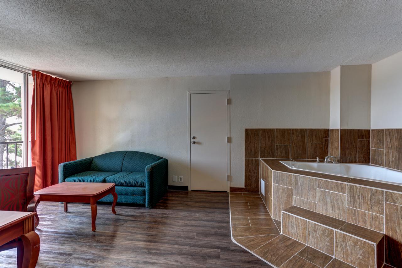 Motel 6 Jackson, TN - thumb 13