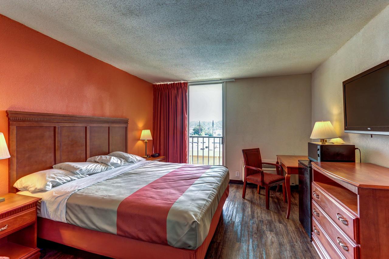 Motel 6 Jackson, TN - thumb 38