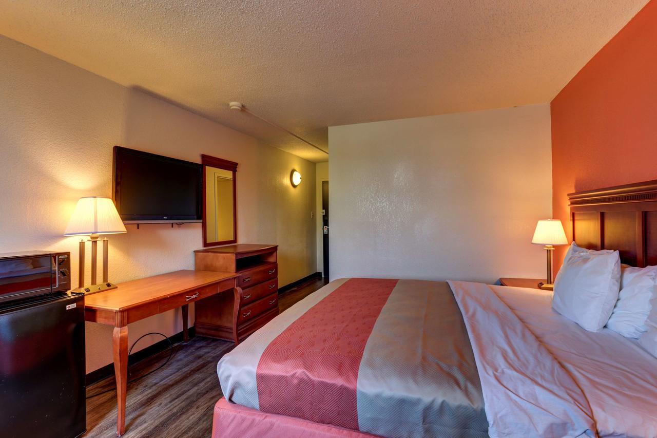 Motel 6 Jackson, TN - thumb 34