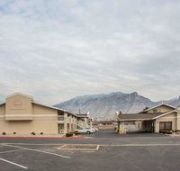 Days Inn by Wyndham Provo - Accommodation Rooms