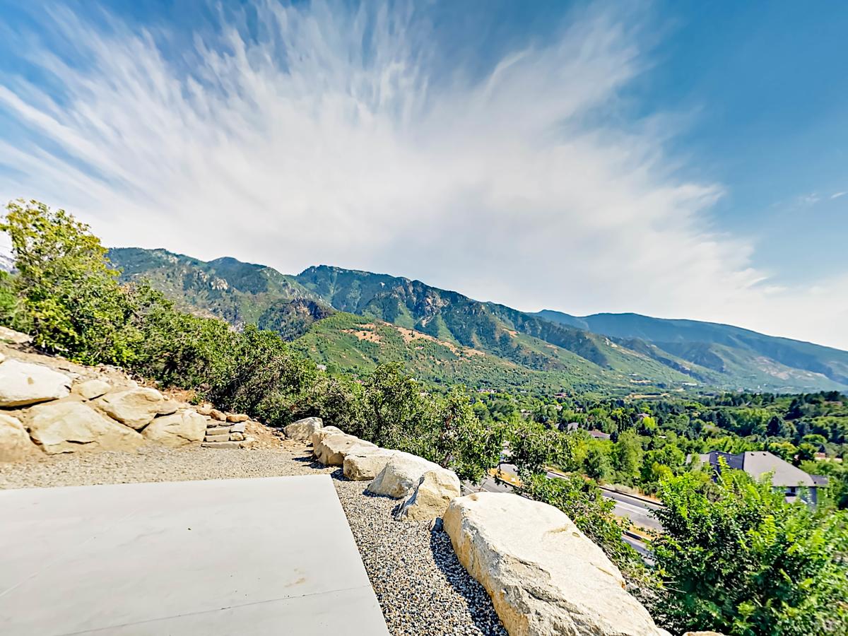 10457 Wasatch Boulevard Home - thumb 4