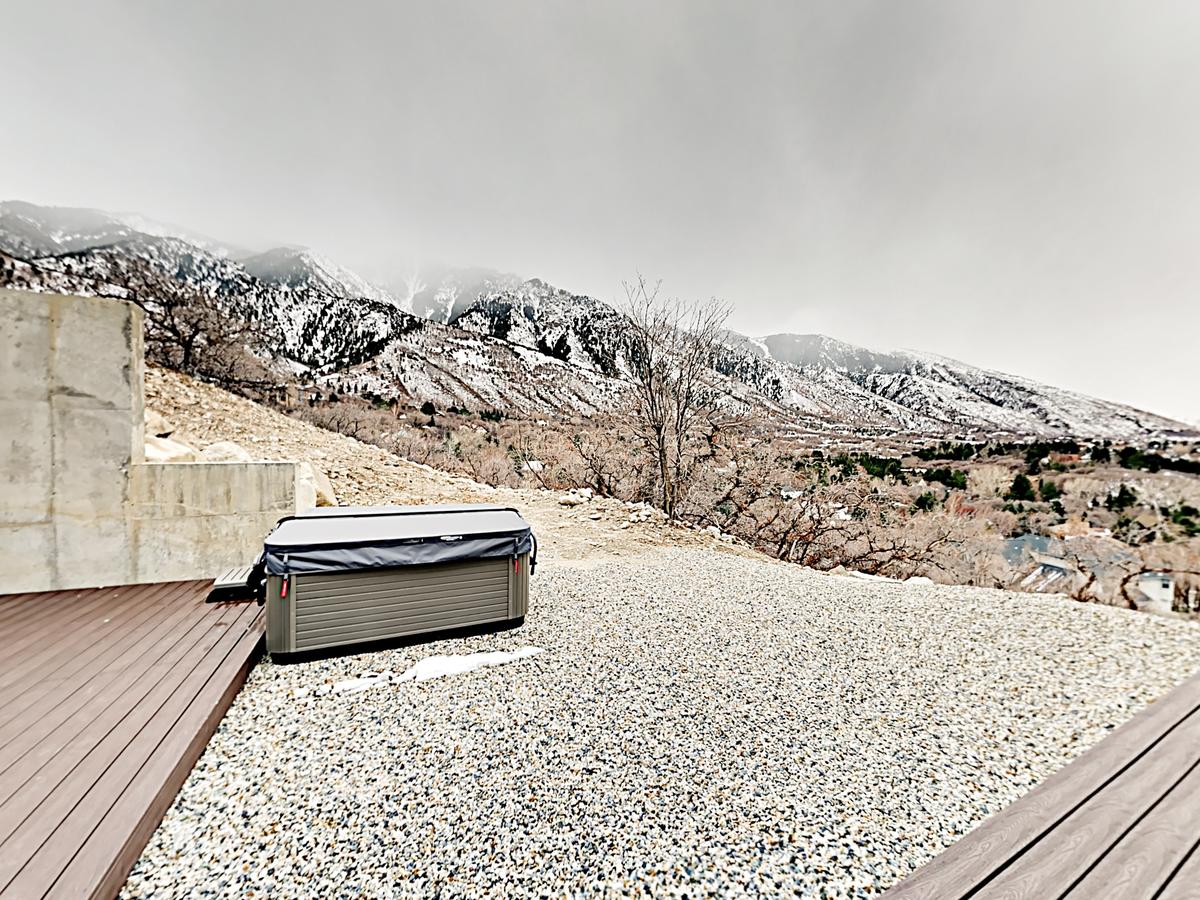 10457 Wasatch Boulevard Home - thumb 18