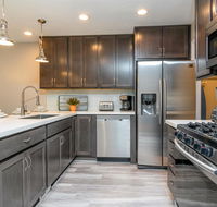 Powder Mountain - Gorgeous Remodeled Home Near Canyons w/ Private Hot Tub - Accommodation Rooms