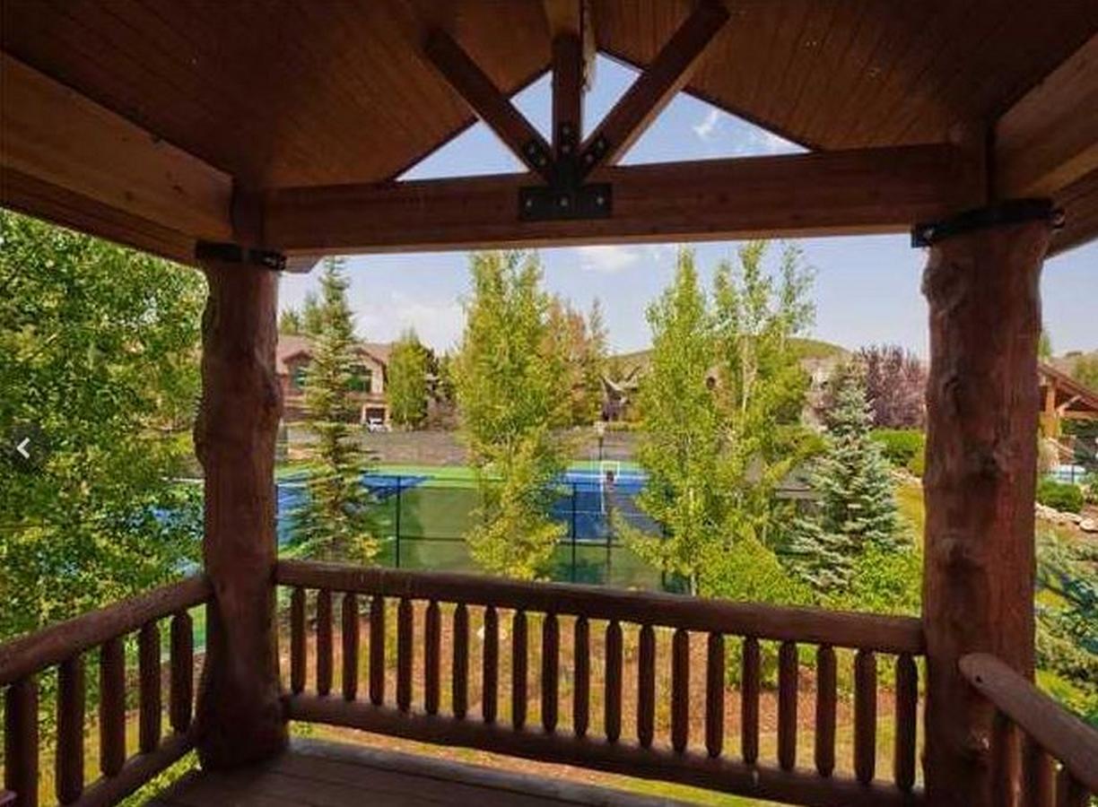 Abode At The Cove - thumb 2