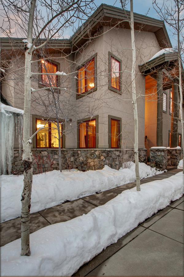 Abode At The Cove - thumb 5