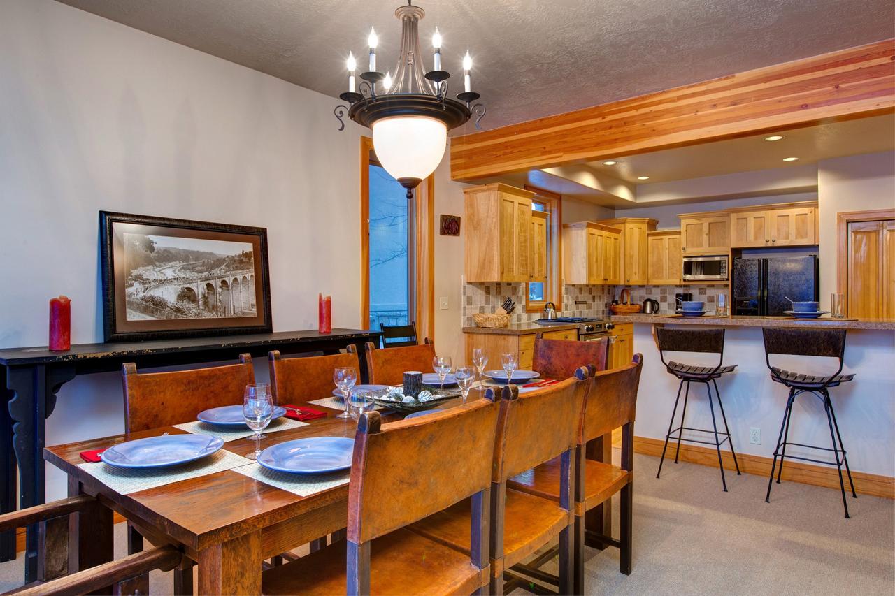 Abode At The Cove - thumb 17