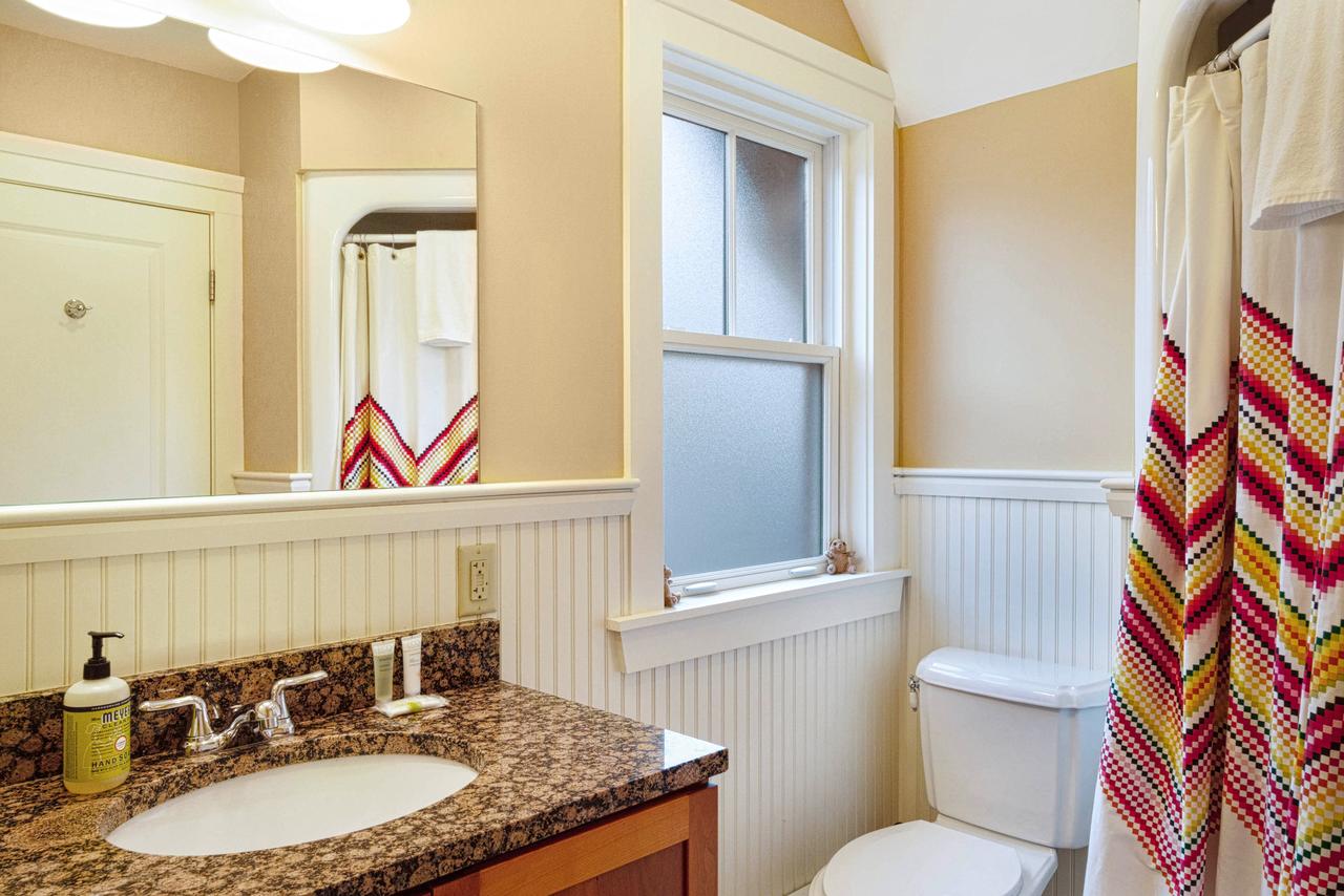 Castle Hill Condo - thumb 19