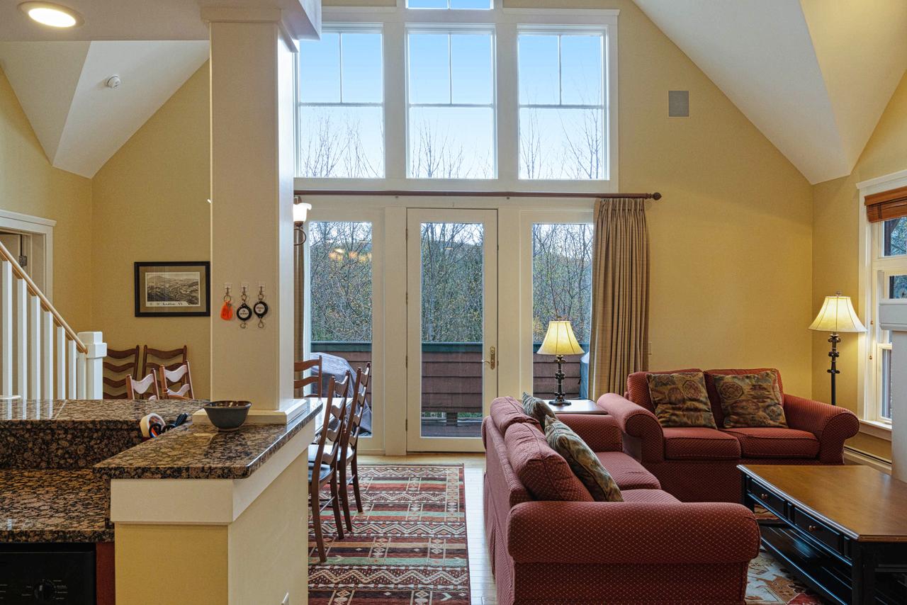 Castle Hill Condo - thumb 6