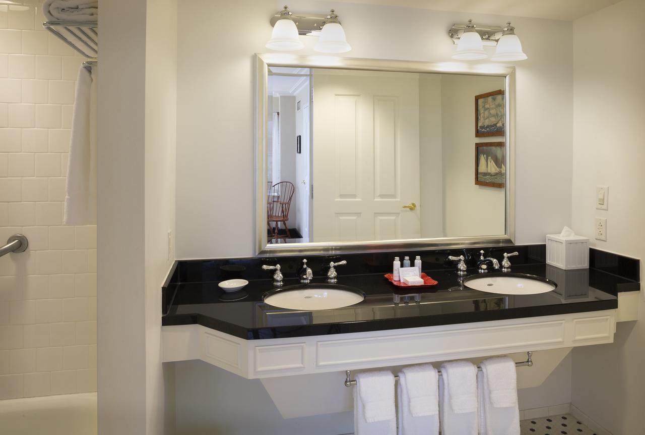 Williamsburg Lodge, Autograph Collection - thumb 23