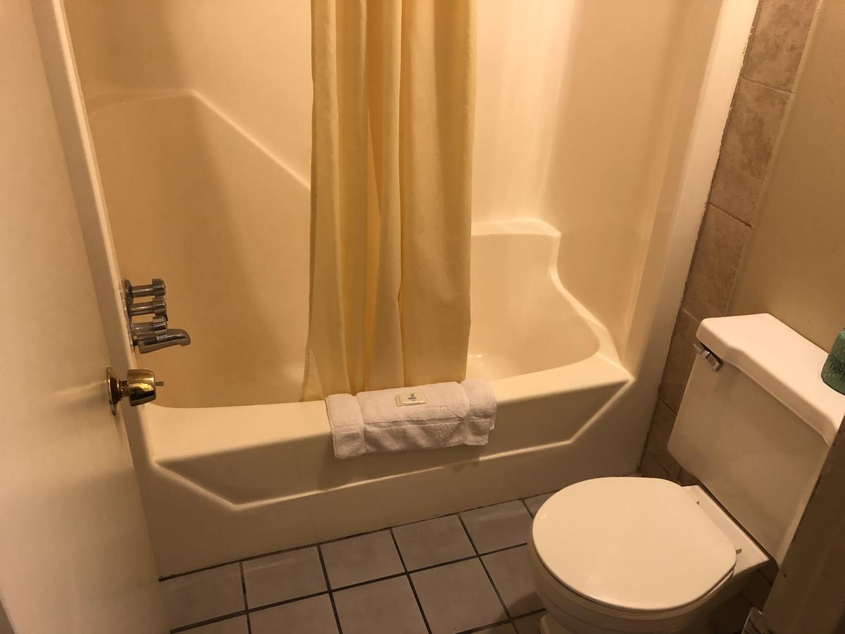 Virginian Motel - thumb 5