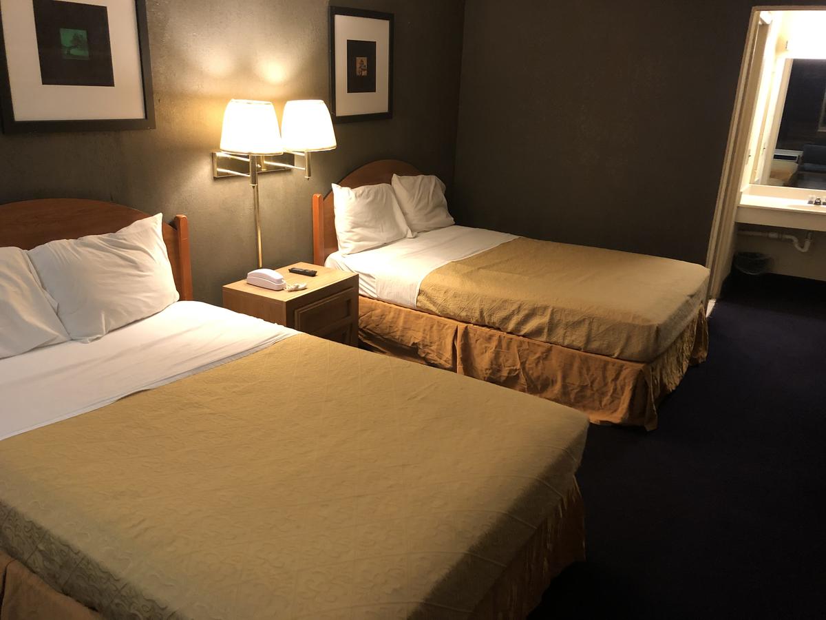 Virginian Motel - thumb 3