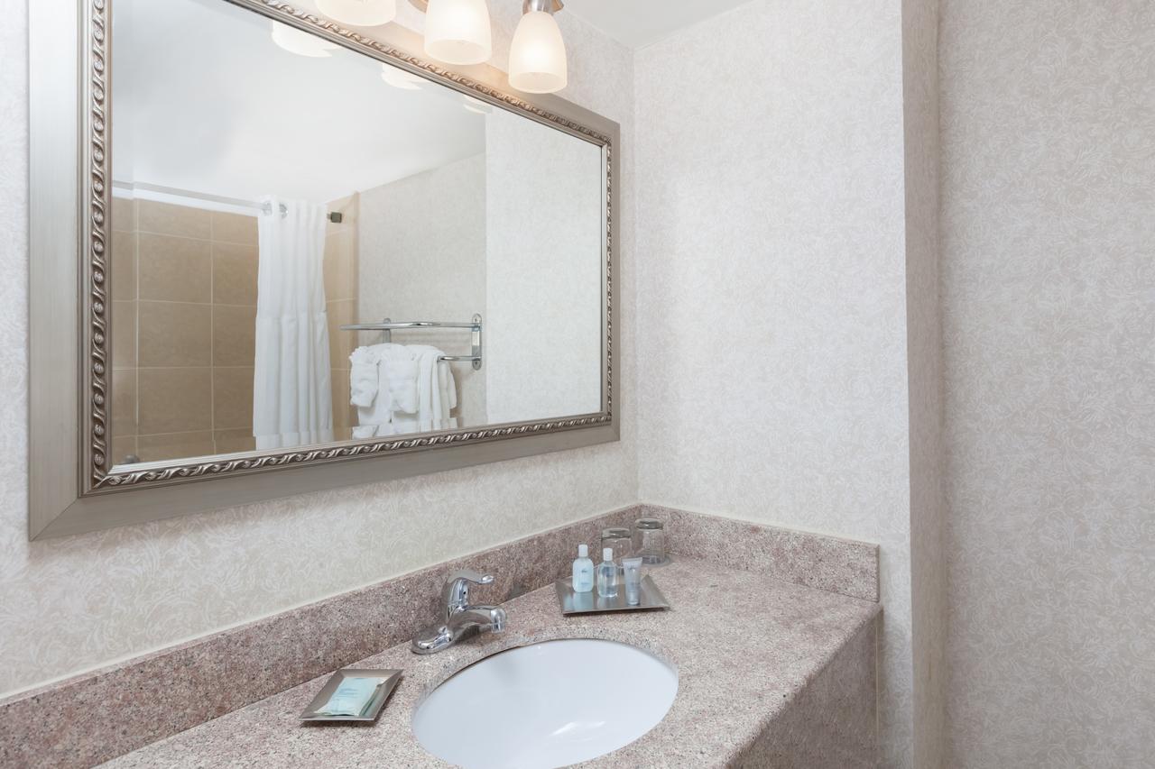 Wyndham Virginia Beach Oceanfront - thumb 17