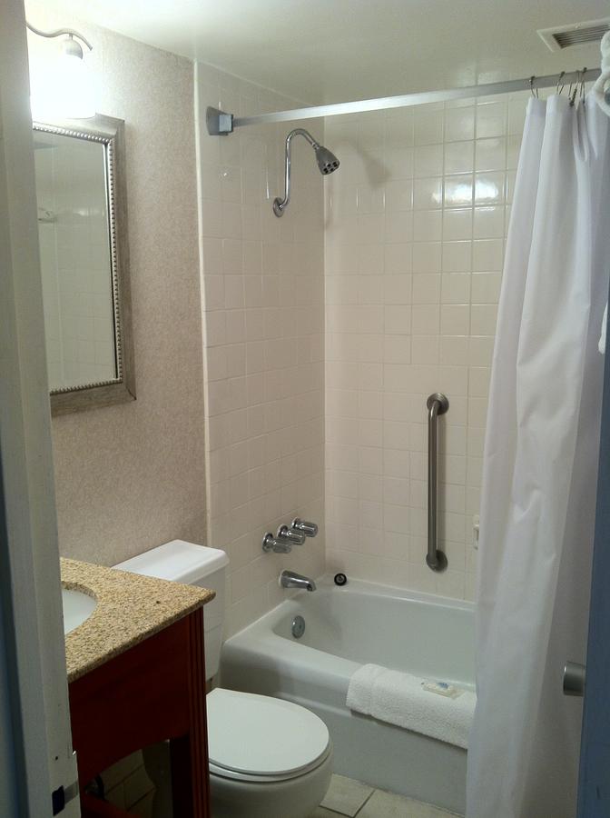 Wyndham Virginia Beach Oceanfront - thumb 33