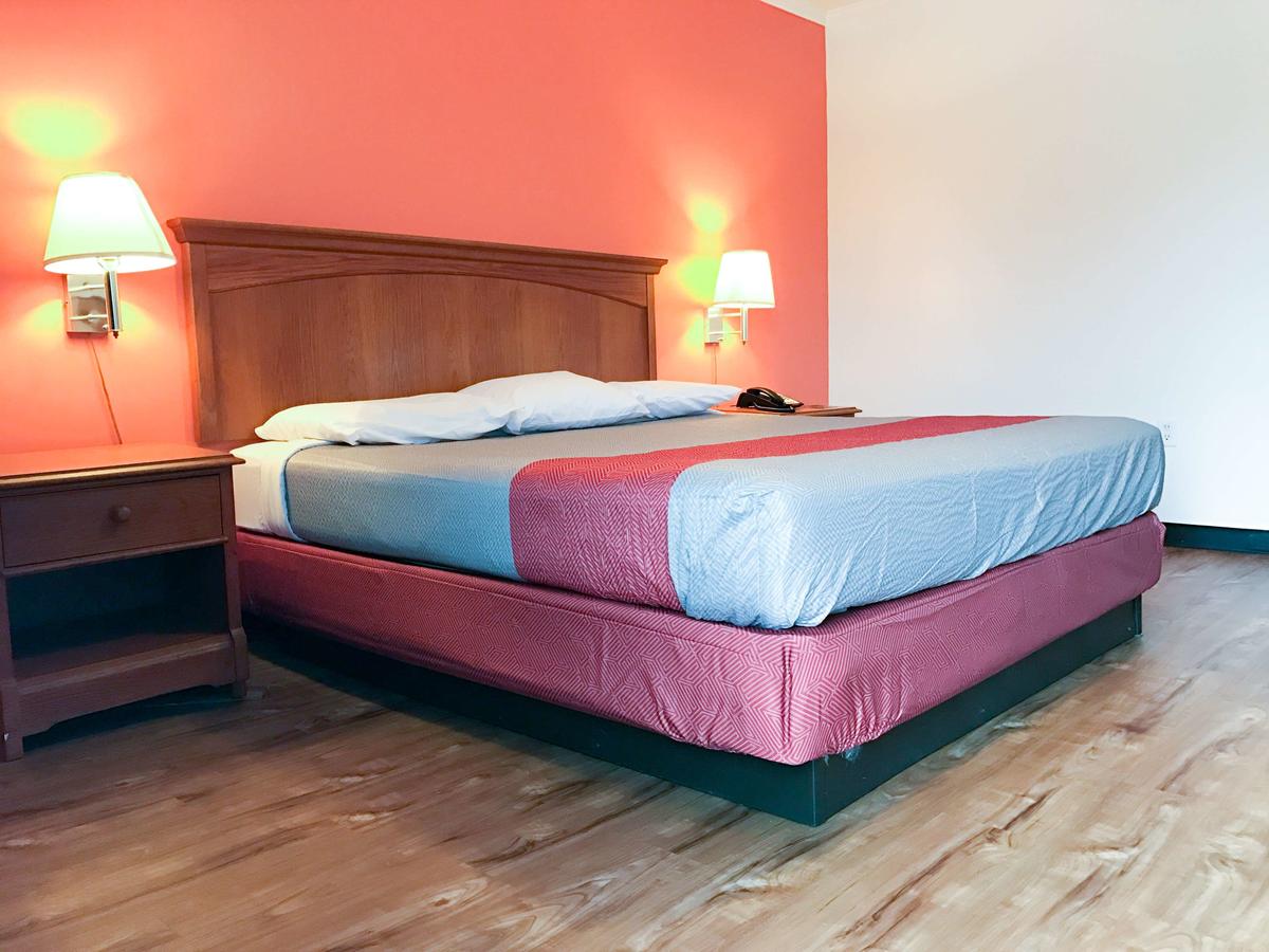 Motel 6 Front Royal - thumb 25