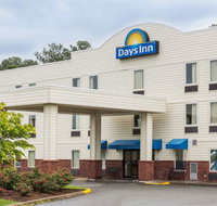 Days Inn by Wyndham Doswell At the Park - Accommodation Rooms