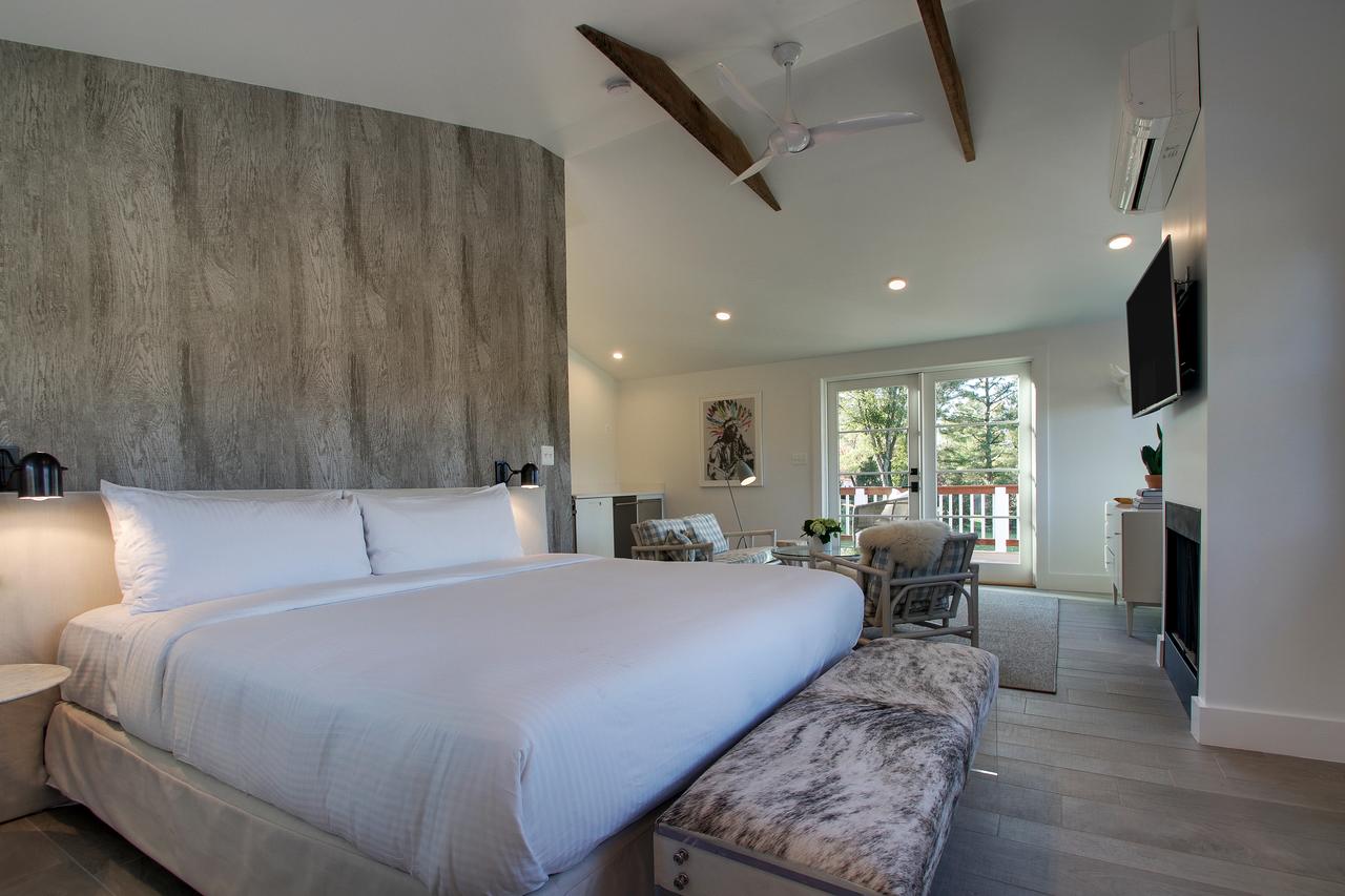 White Moose Inn - thumb 1