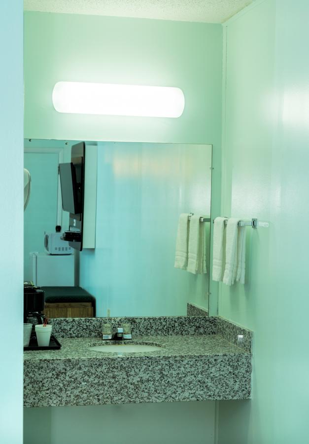 Relax Inn Front Royal - thumb 1