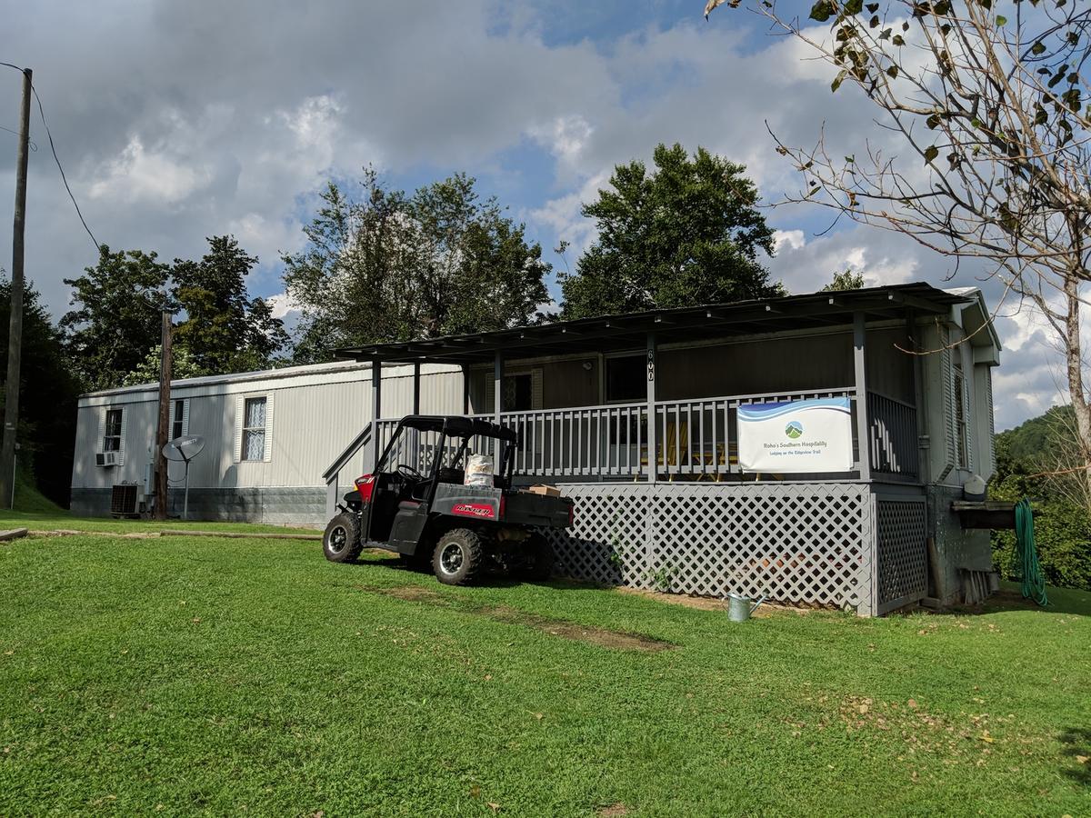 Roho's Southern Hospitality - thumb 0