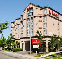 Ramada by Wyndham SeaTac Airport - Accommodation Rooms
