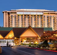 DoubleTree by Hilton Seattle Airport - Accommodation Rooms