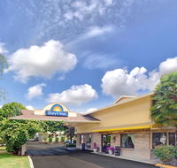 Days Inn by Wyndham Seattle South Tukwila - Accommodation Rooms