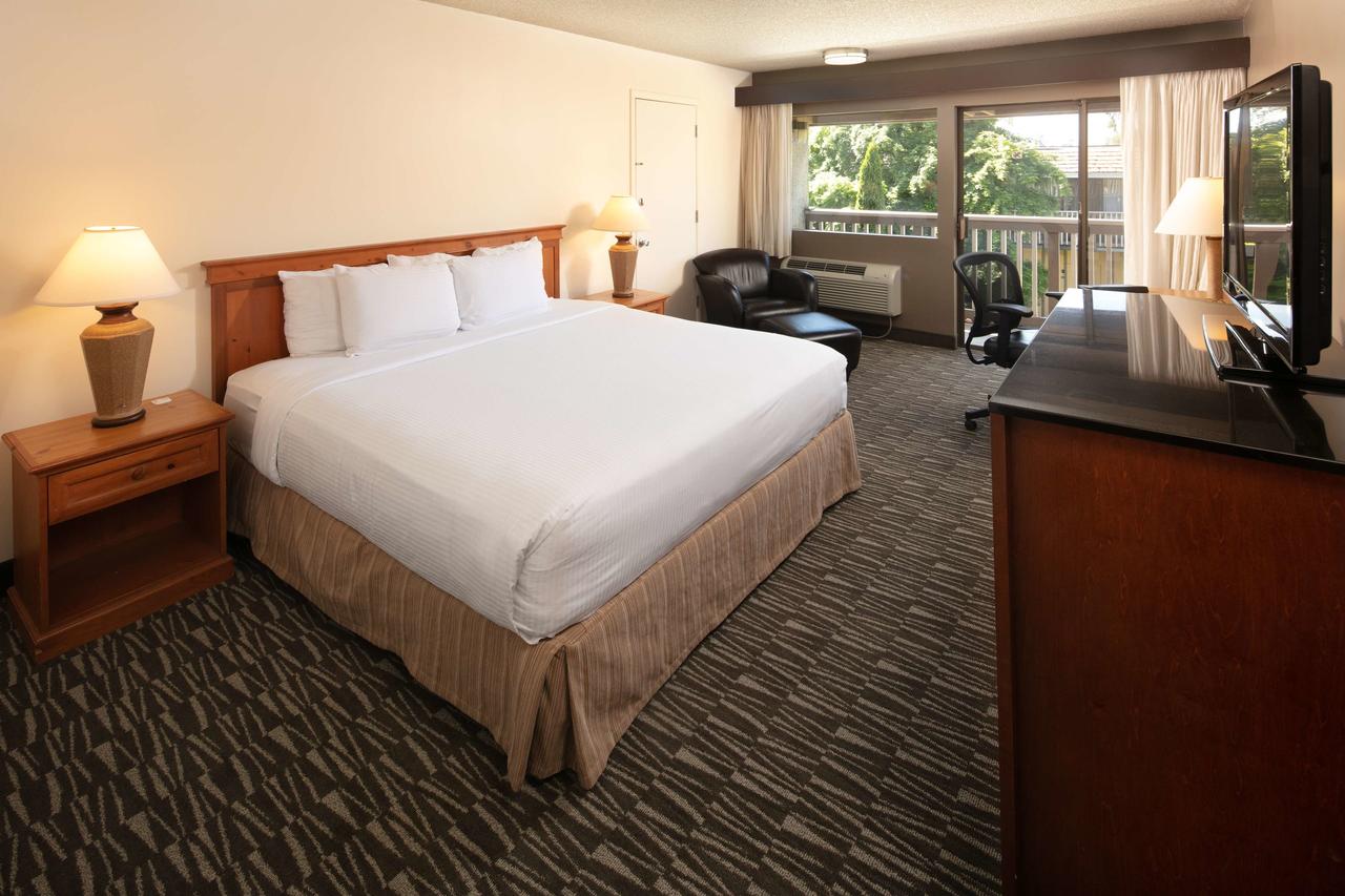 Red Lion Hotel Bellevue - thumb 10