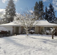 Walk to Microsoft- Large Room - Accommodation Rooms