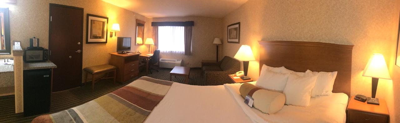 Best Western Rama Inn - thumb 23