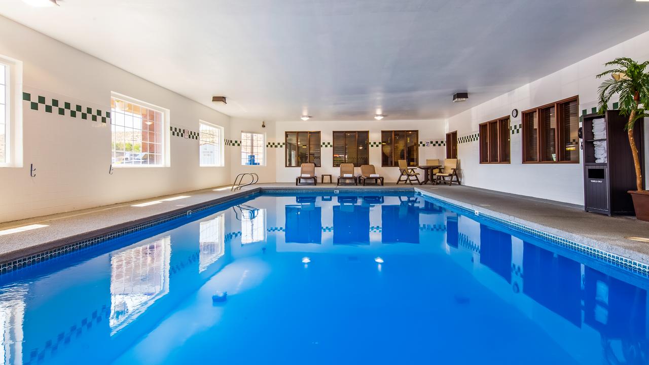 Best Western Rama Inn - thumb 11