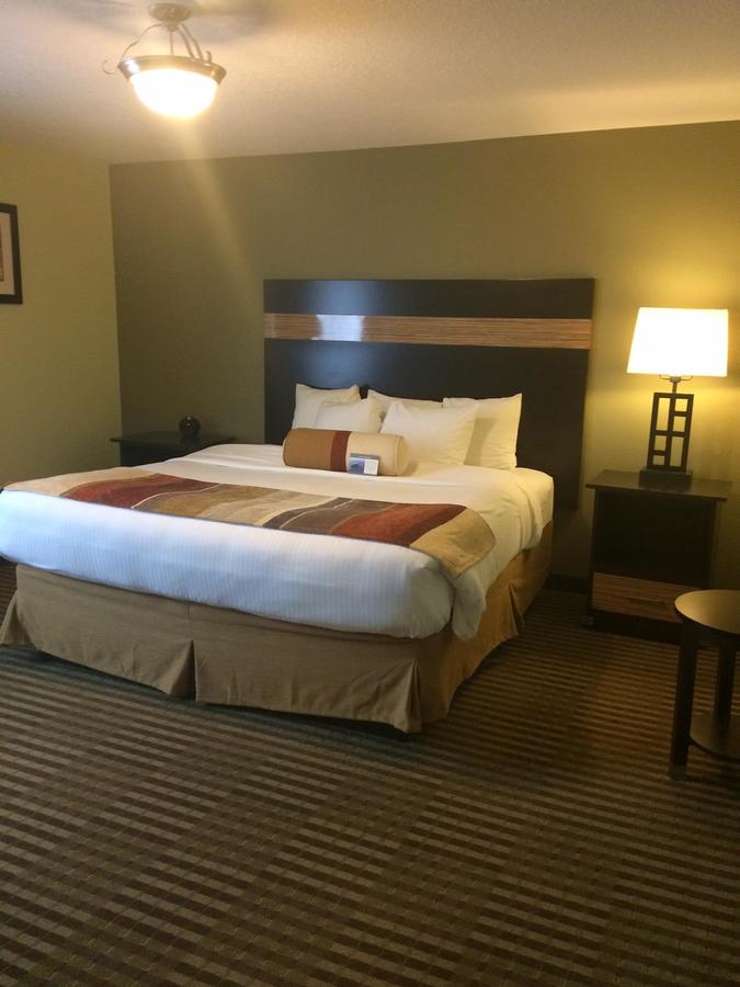 Best Western Rama Inn - thumb 22