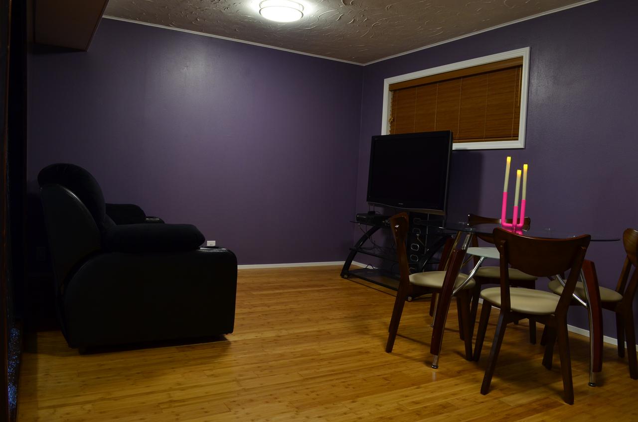 Wine Country Contemporary Retreat - thumb 4