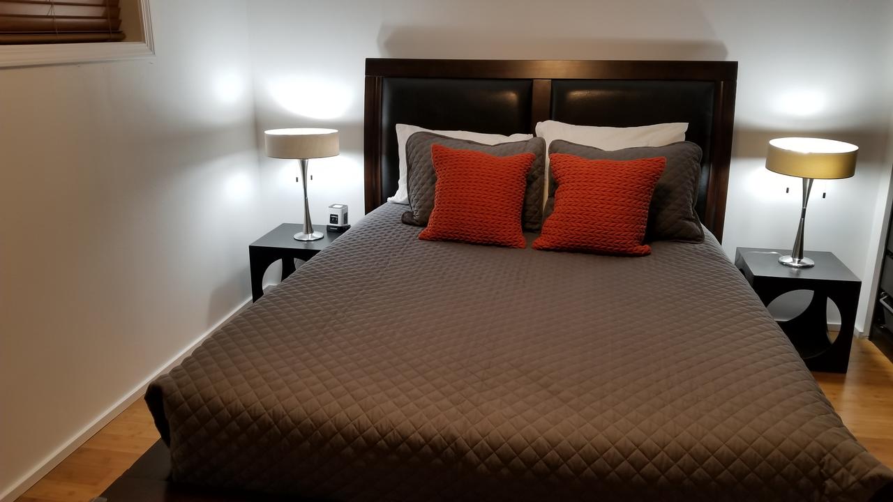 Wine Country Contemporary Retreat - thumb 10